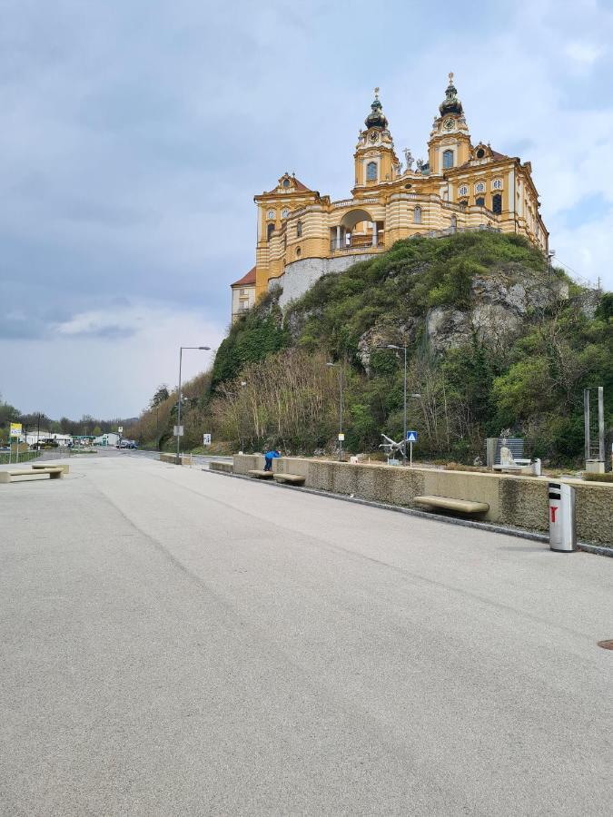 Schon Wohnen Beim Stift Melkアパートメント エクステリア 写真